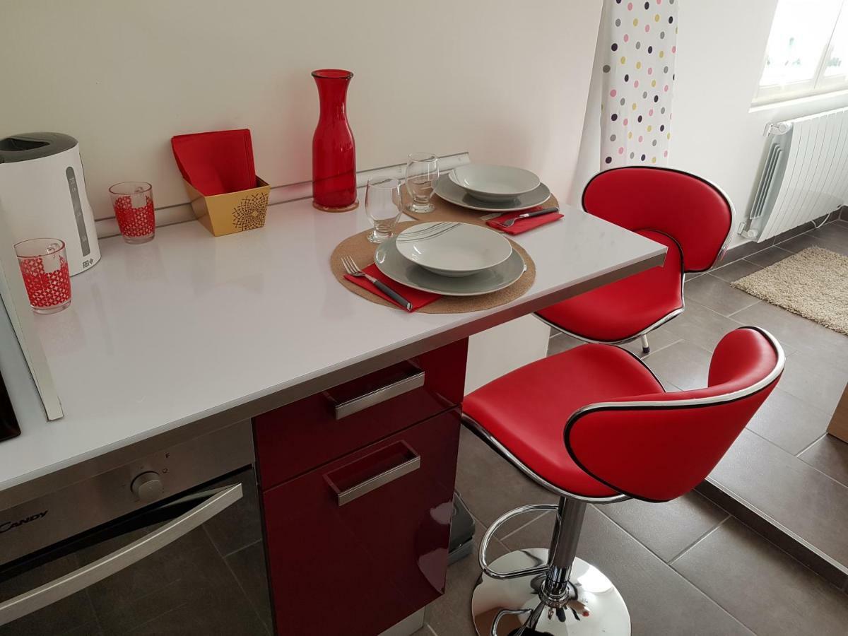 Studio Bleu - Parc Asterix - Mer De Sable - Villepinte - Aeroport Cdg Vemars Ngoại thất bức ảnh