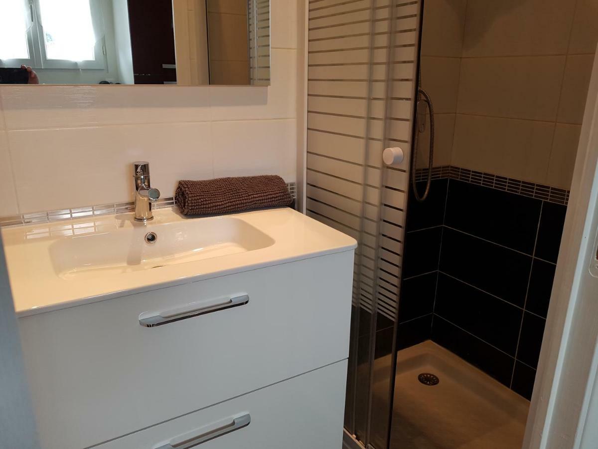 Studio Bleu - Parc Asterix - Mer De Sable - Villepinte - Aeroport Cdg Vemars Ngoại thất bức ảnh